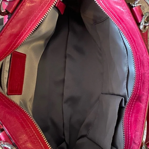 Coach Poppy Quilted Shoulder Bag - Picture 10 of 15